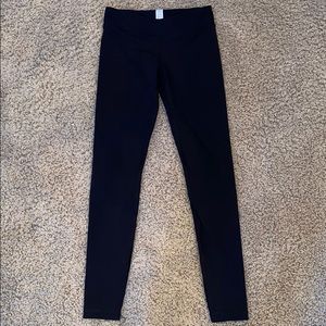 Black Ivivva Leggings